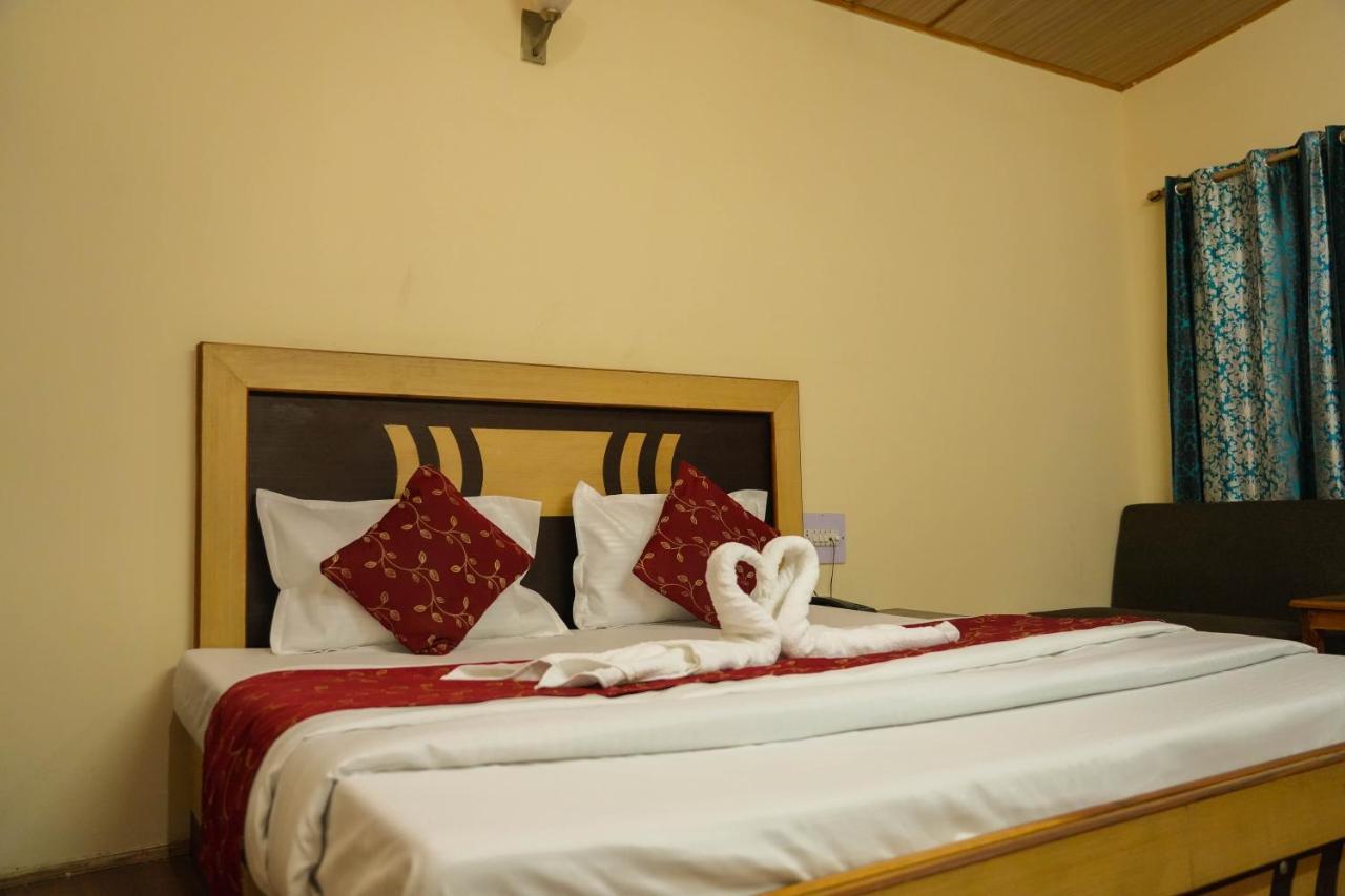 Hotel Grass Land Манали Экстерьер фото