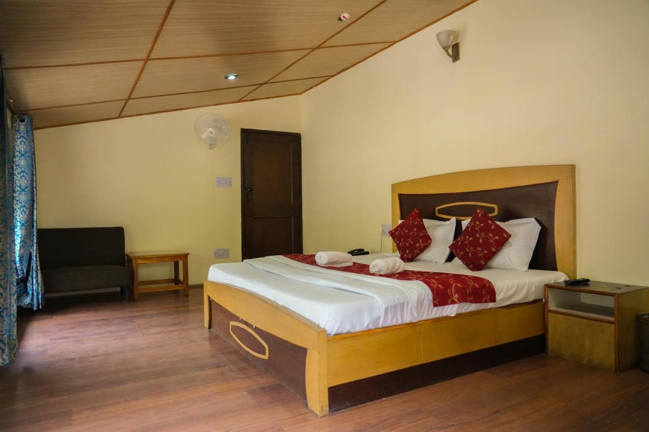 Hotel Grass Land Манали Экстерьер фото